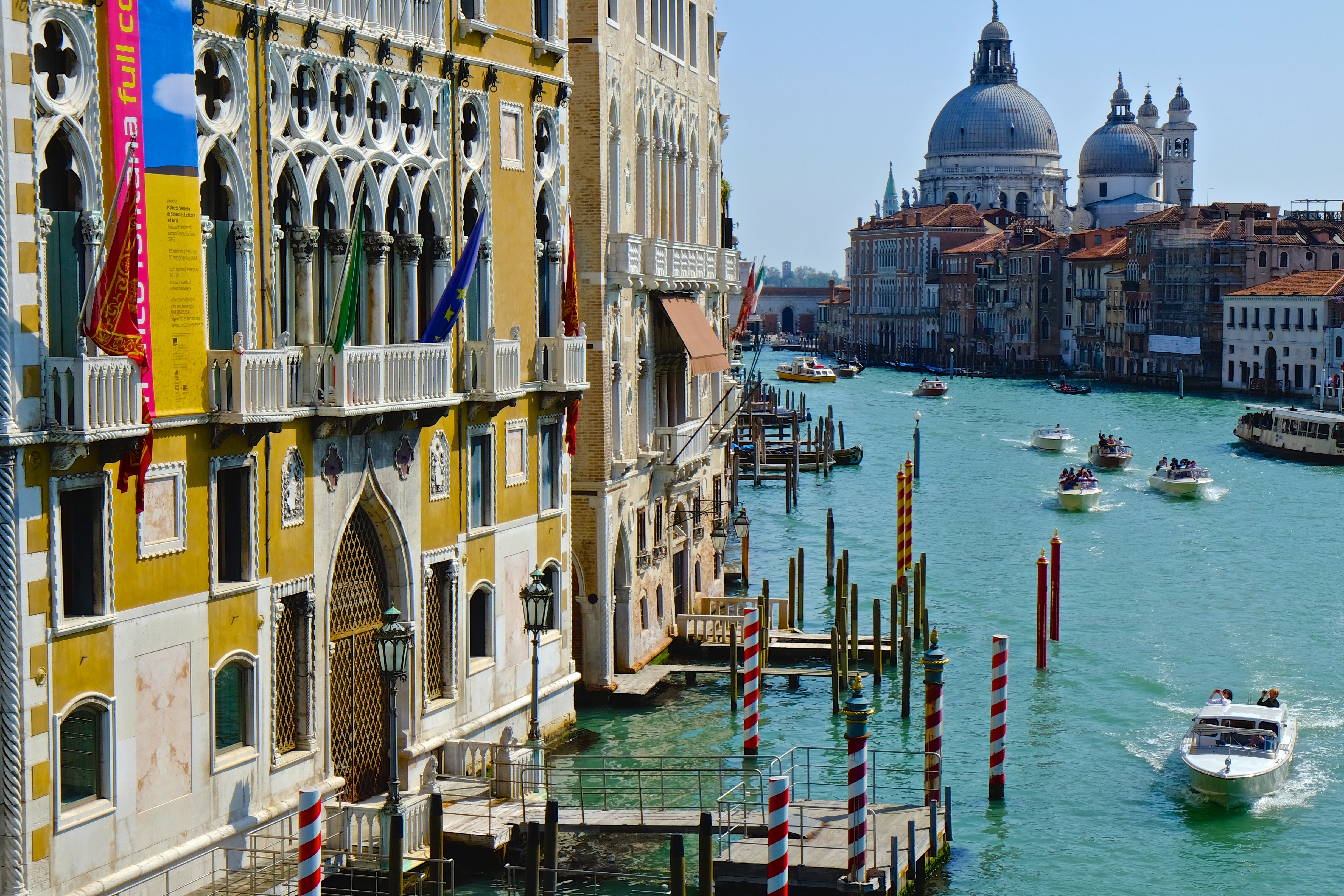 DAY 9 | TRANSFER TO VENICE AND AN INTERESTING STOP IN FERRARA