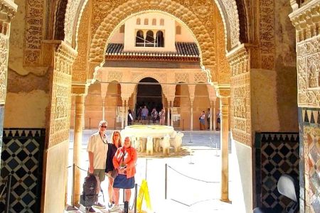 Alhambra private walking tour