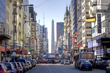 10-Days Discovery the Best of Santiago de Chile, Buenos Aires and Easter Island