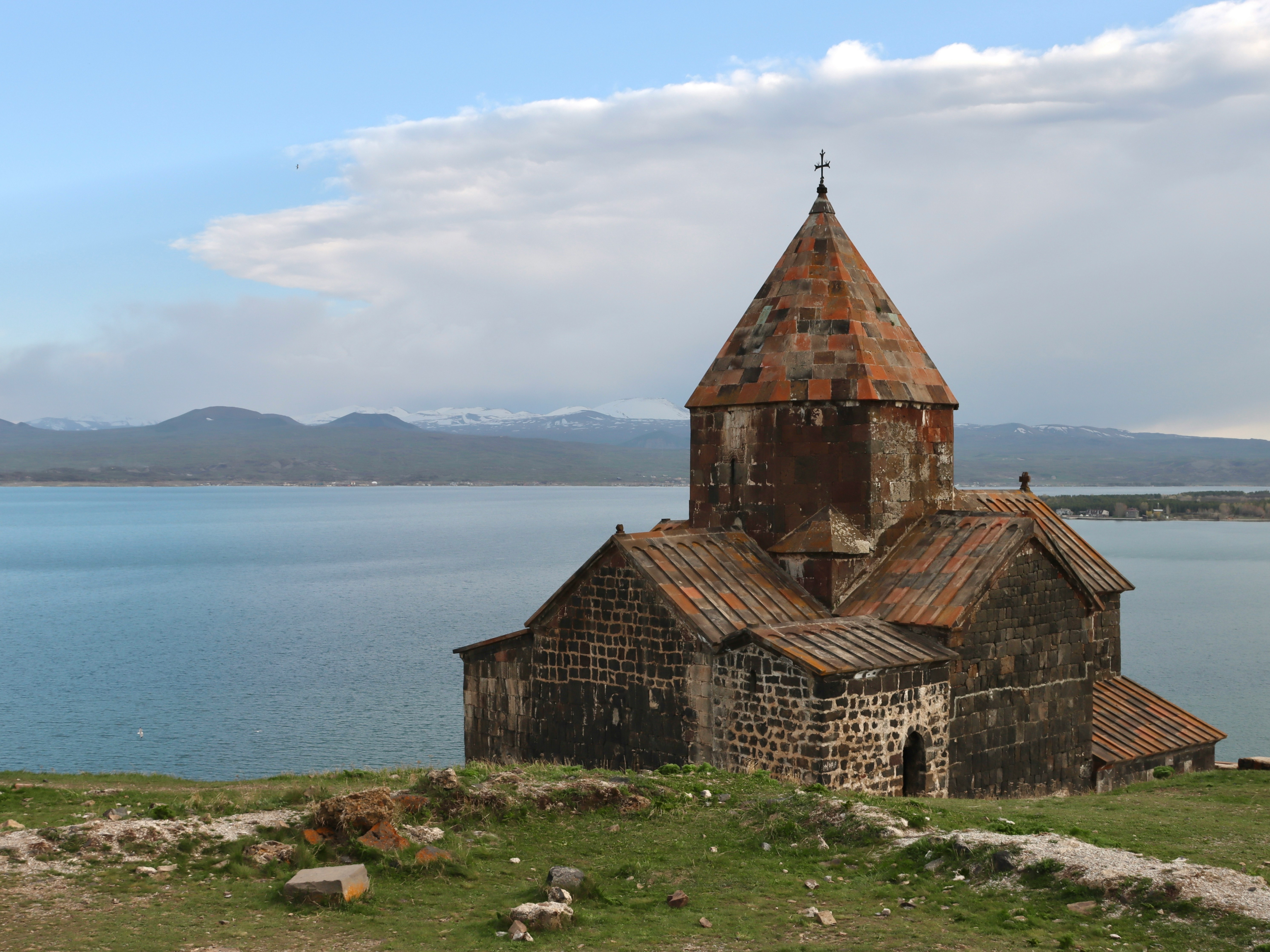 Day 5: Tbilisi – Armenia – Haghpat – Lake Sevan – Sevanavank – Yerevan (Georgia – Armenia)